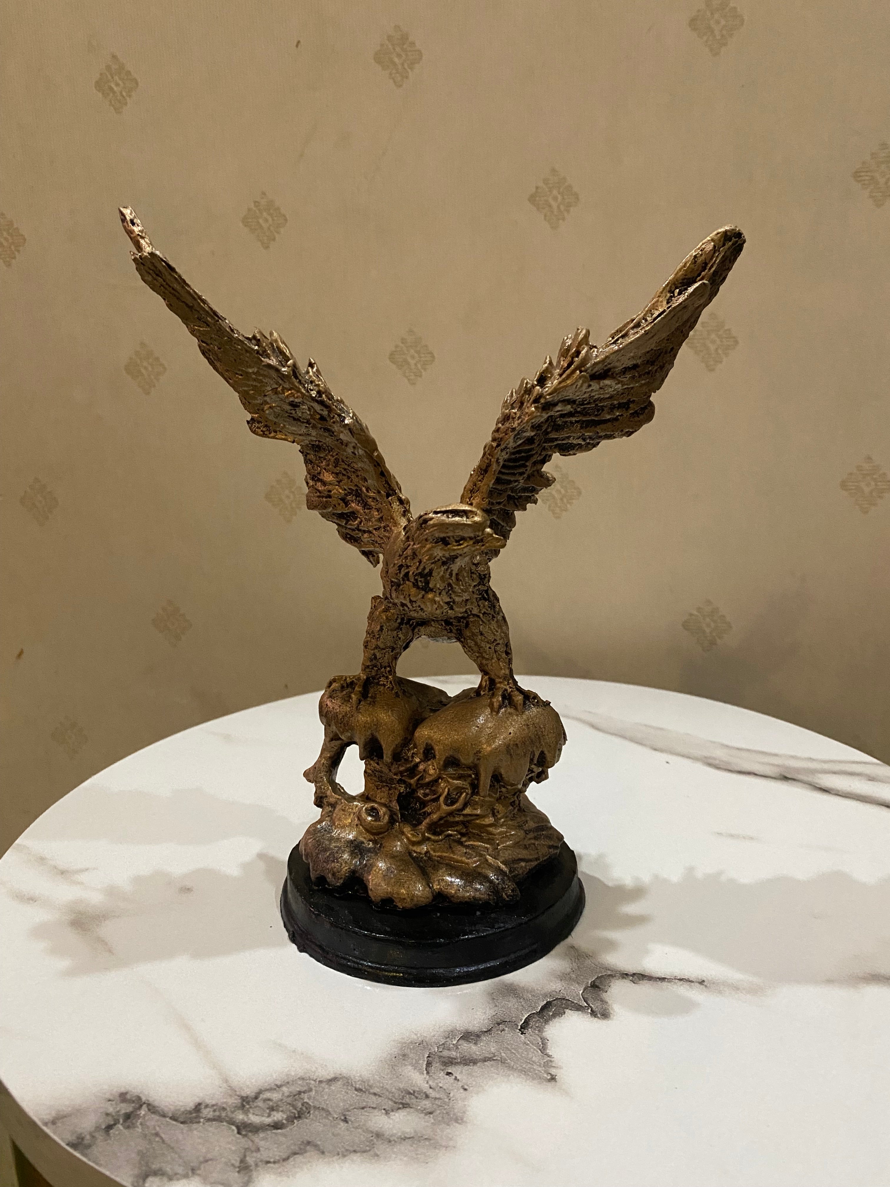 Fiber Sculpture Eagle Modern Decor Style