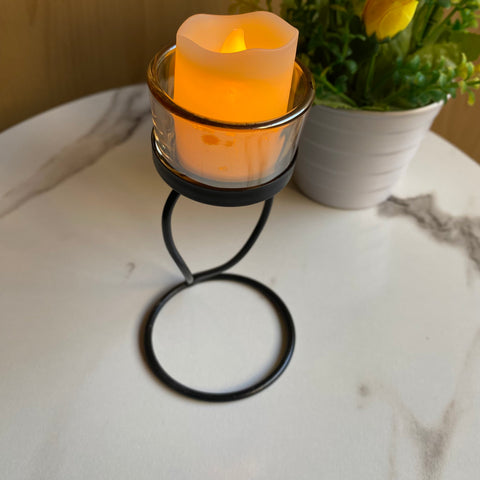 Curvy Candle Stand