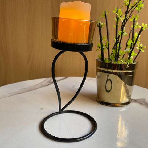 Curvy Candle Stand