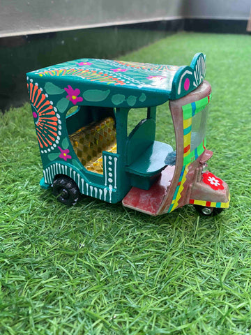 masterpiece-handcrafted-truck-art-rickshaw-green-color-naksh-decor-home-decor-truck-art-1