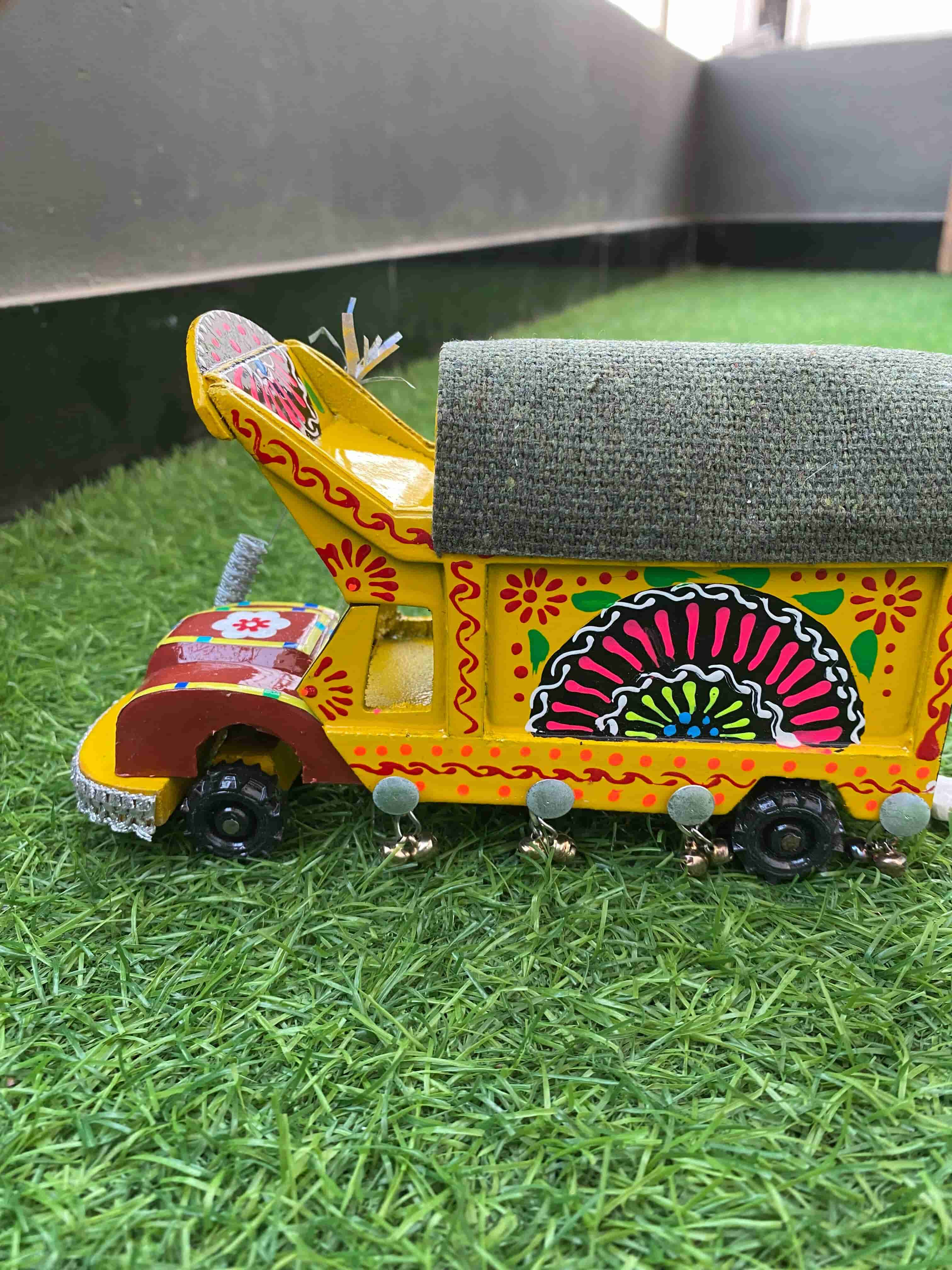 pakistan-tradition-truck-art-unique-piece-of-decor-in-yellow-naksh-decor-home-decor-truck-art-1