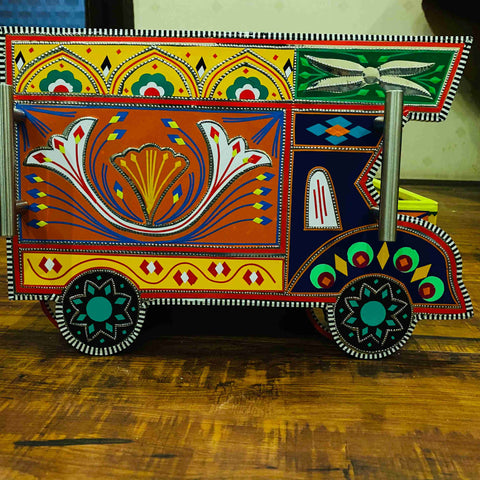 Tradition Truck Tray Colorful Stunning Truck Art